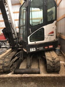 Bobcat E63 -2